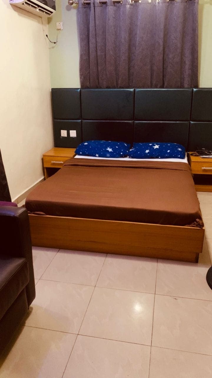 Deluxe room at Ikad Hotel Yaba, photo 3