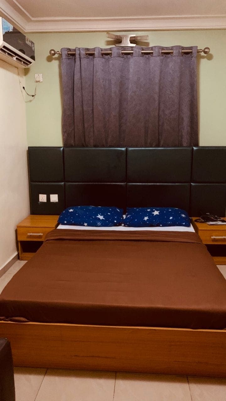 Deluxe room at Ikad Hotel Yaba, photo 4