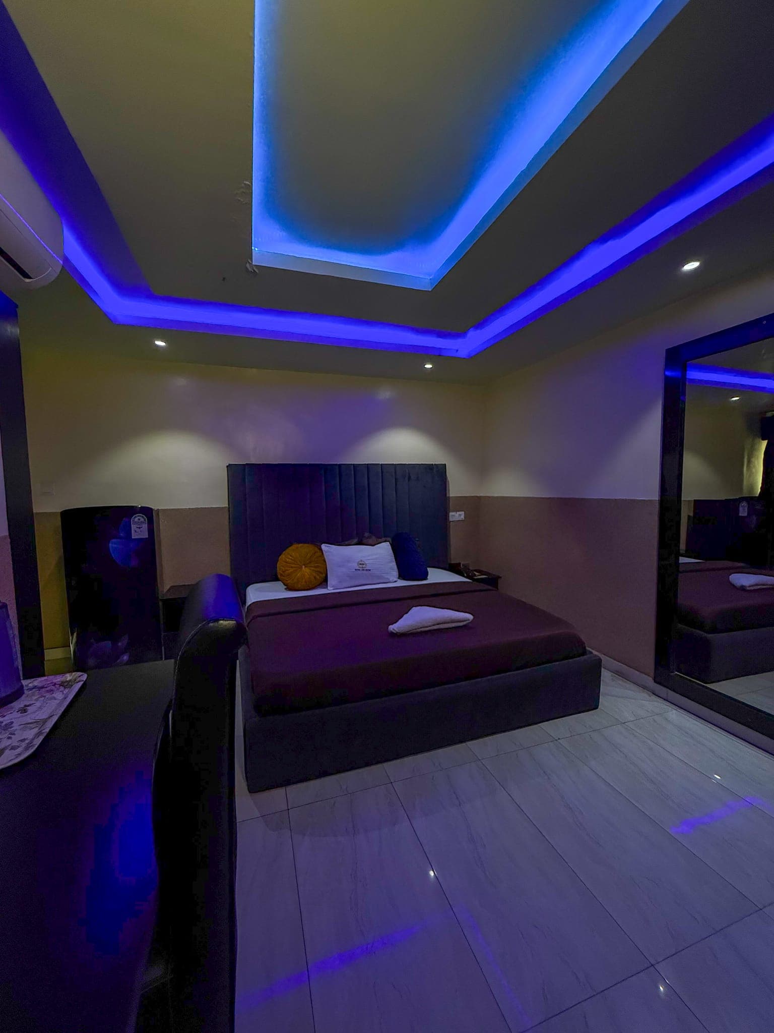 Master room at Ikad Hotel & Suites Victoria Island, photo 3